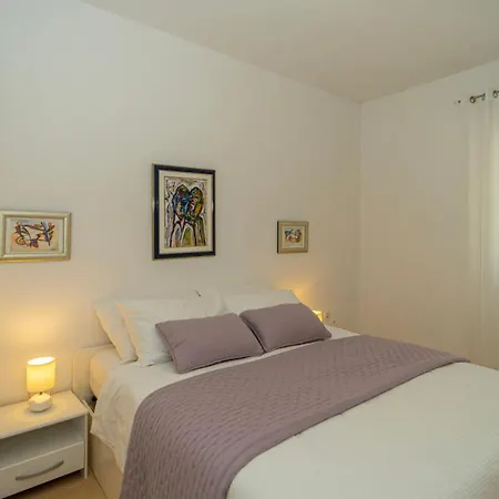 Villa Waterfront House Storija By Guide *