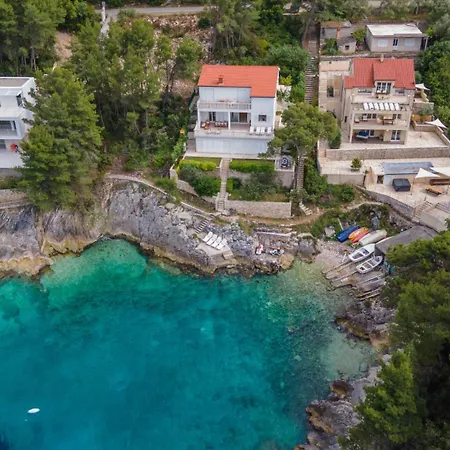 Waterfront House Storija By Guide Villa